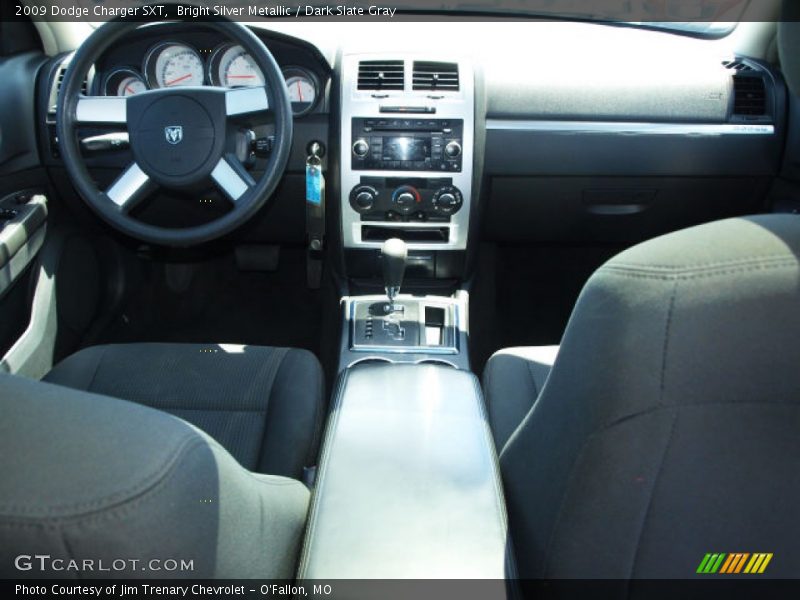Bright Silver Metallic / Dark Slate Gray 2009 Dodge Charger SXT