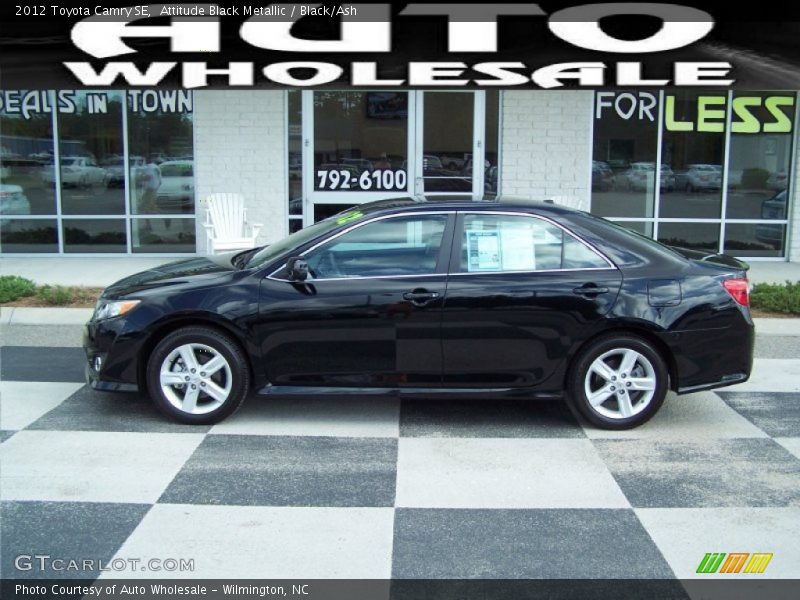 Attitude Black Metallic / Black/Ash 2012 Toyota Camry SE