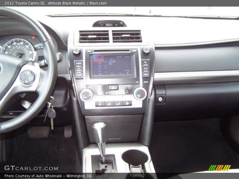 Attitude Black Metallic / Black/Ash 2012 Toyota Camry SE