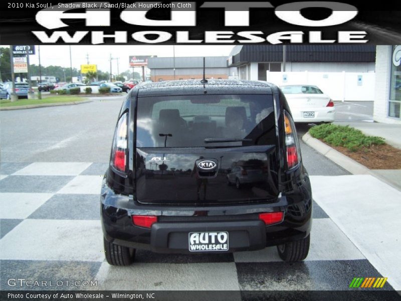 Shadow Black / Sand/Black Houndstooth Cloth 2010 Kia Soul !