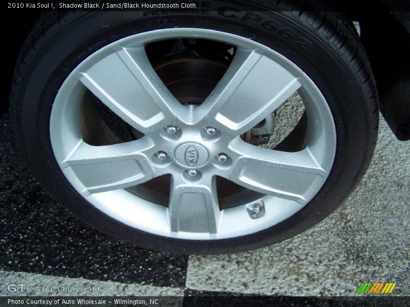 Shadow Black / Sand/Black Houndstooth Cloth 2010 Kia Soul !