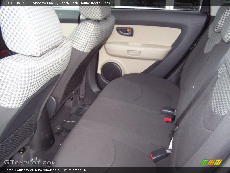 Shadow Black / Sand/Black Houndstooth Cloth 2010 Kia Soul !