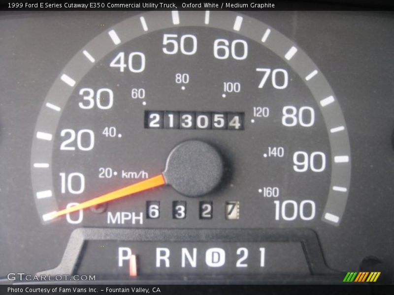 Oxford White / Medium Graphite 1999 Ford E Series Cutaway E350 Commercial Utility Truck