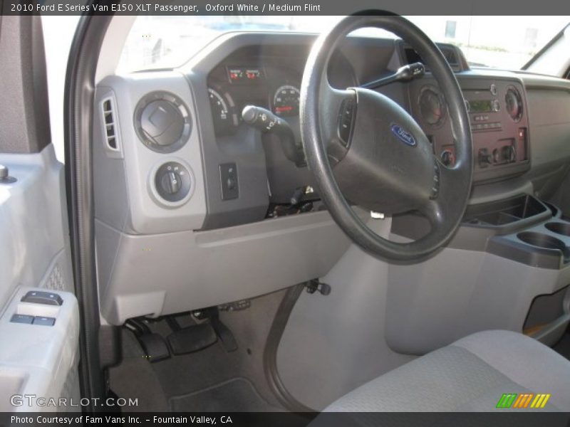 Oxford White / Medium Flint 2010 Ford E Series Van E150 XLT Passenger