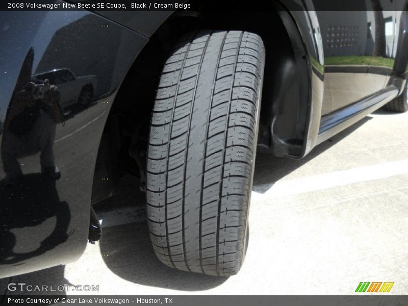 Black / Cream Beige 2008 Volkswagen New Beetle SE Coupe