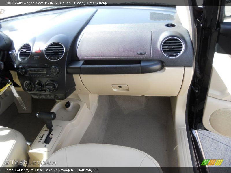 Black / Cream Beige 2008 Volkswagen New Beetle SE Coupe