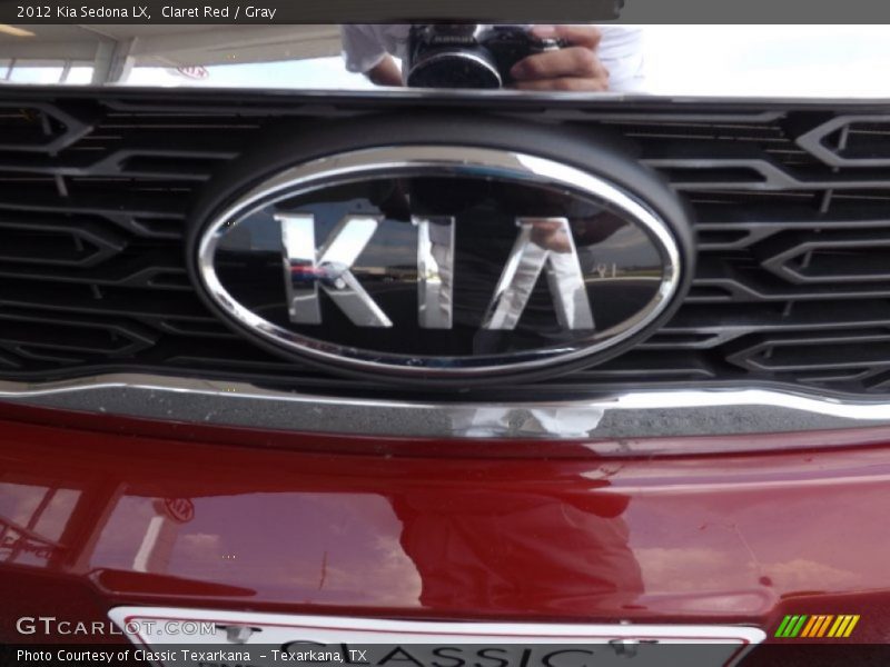 Claret Red / Gray 2012 Kia Sedona LX