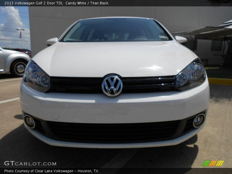 Candy White / Titan Black 2013 Volkswagen Golf 2 Door TDI