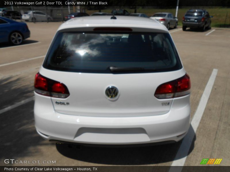 Candy White / Titan Black 2013 Volkswagen Golf 2 Door TDI