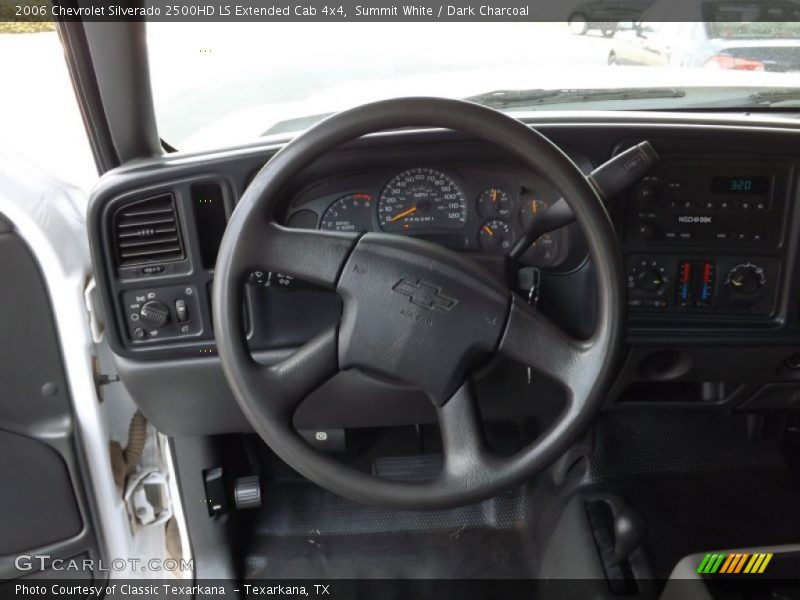  2006 Silverado 2500HD LS Extended Cab 4x4 Steering Wheel