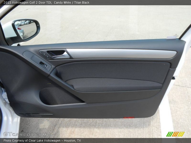 Candy White / Titan Black 2013 Volkswagen Golf 2 Door TDI