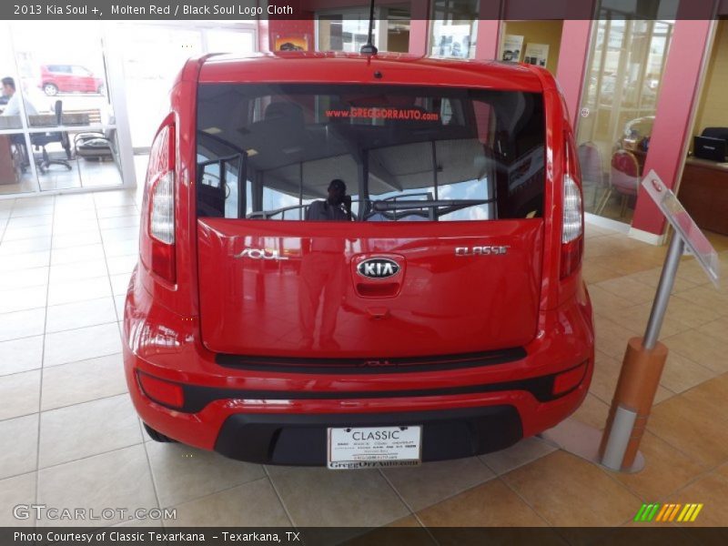 Molten Red / Black Soul Logo Cloth 2013 Kia Soul +