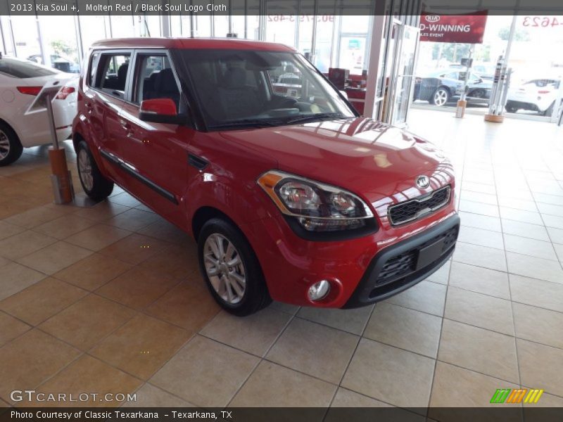 Molten Red / Black Soul Logo Cloth 2013 Kia Soul +