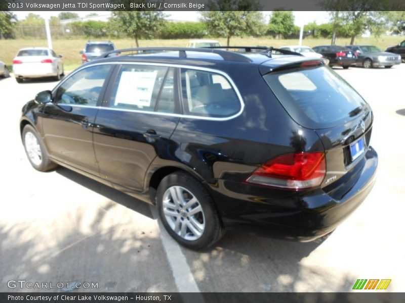 Black Uni / Cornsilk Beige 2013 Volkswagen Jetta TDI SportWagen