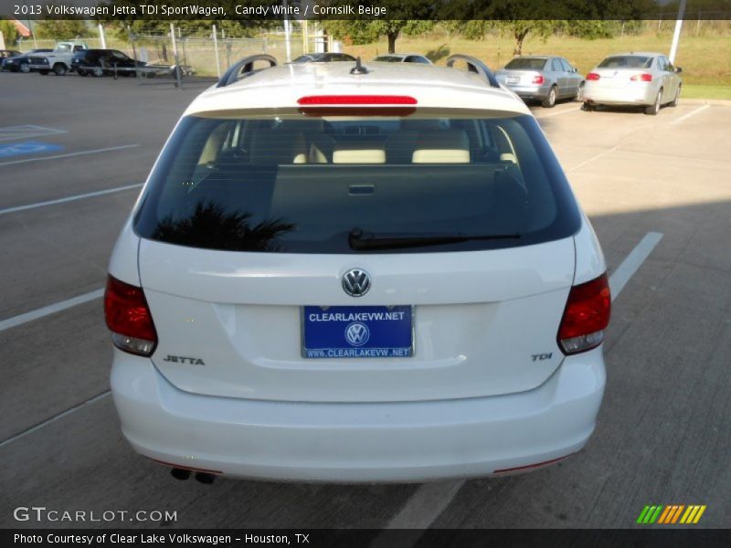 Candy White / Cornsilk Beige 2013 Volkswagen Jetta TDI SportWagen
