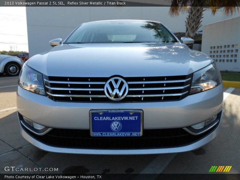 Reflex Silver Metallic / Titan Black 2013 Volkswagen Passat 2.5L SEL
