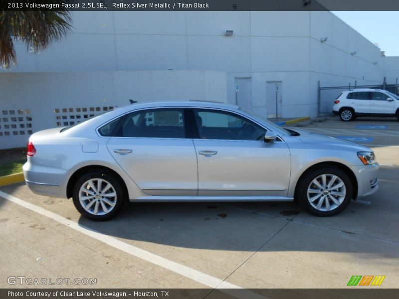 Reflex Silver Metallic / Titan Black 2013 Volkswagen Passat 2.5L SEL