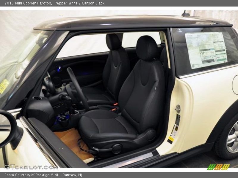 Pepper White / Carbon Black 2013 Mini Cooper Hardtop