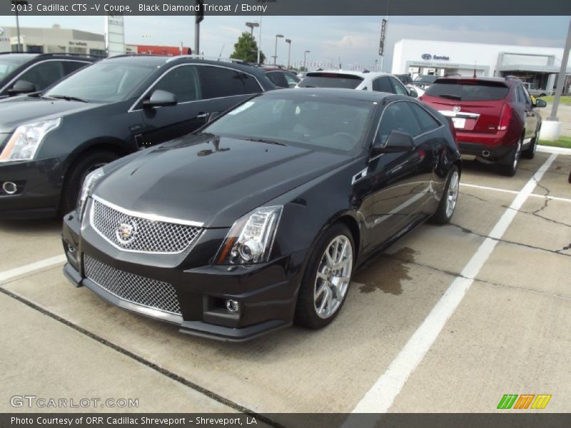 Front 3/4 View of 2013 CTS -V Coupe