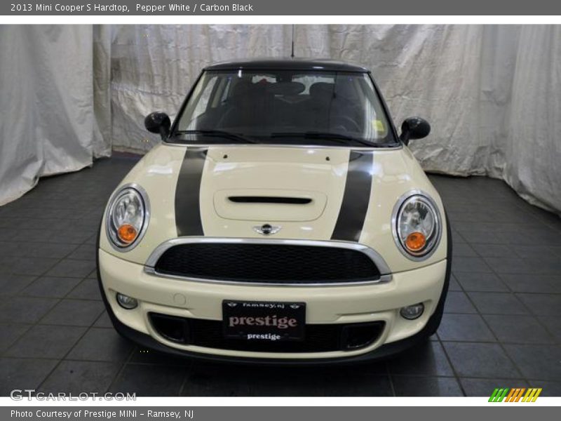 Pepper White / Carbon Black 2013 Mini Cooper S Hardtop