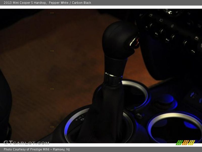 Pepper White / Carbon Black 2013 Mini Cooper S Hardtop