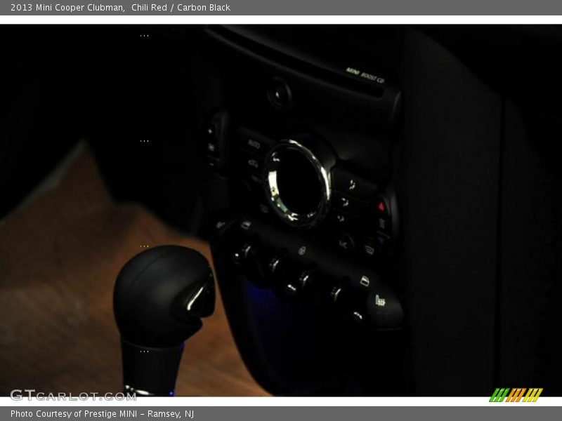 Chili Red / Carbon Black 2013 Mini Cooper Clubman