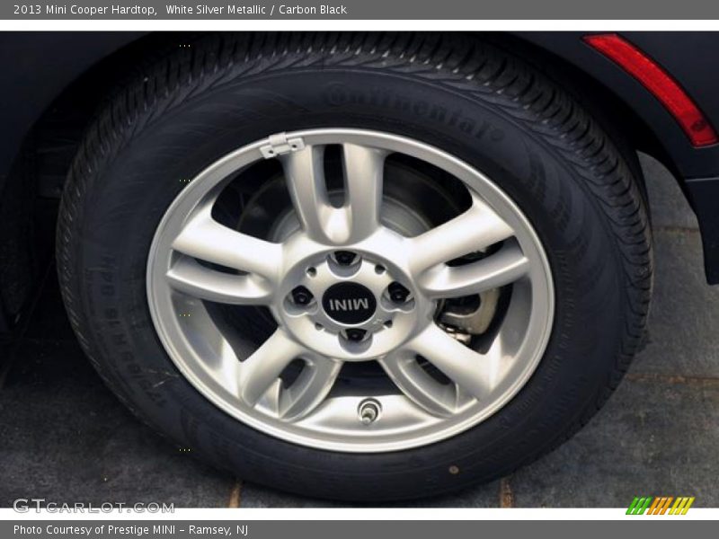 White Silver Metallic / Carbon Black 2013 Mini Cooper Hardtop