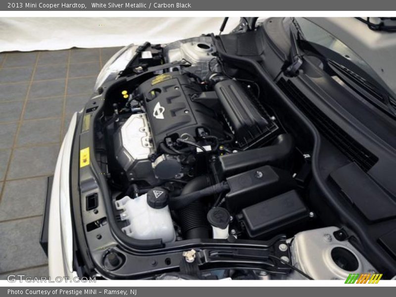 White Silver Metallic / Carbon Black 2013 Mini Cooper Hardtop