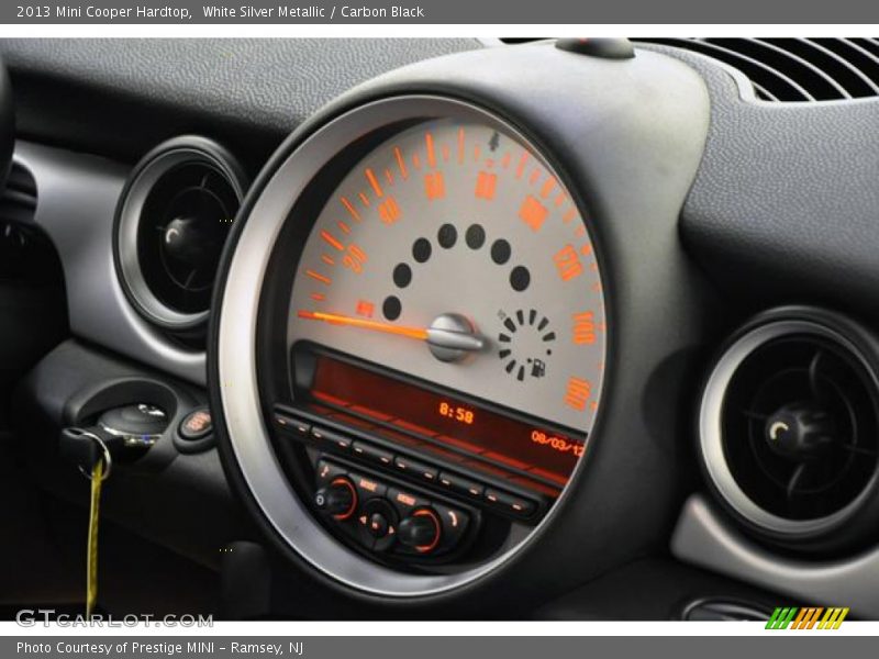 White Silver Metallic / Carbon Black 2013 Mini Cooper Hardtop