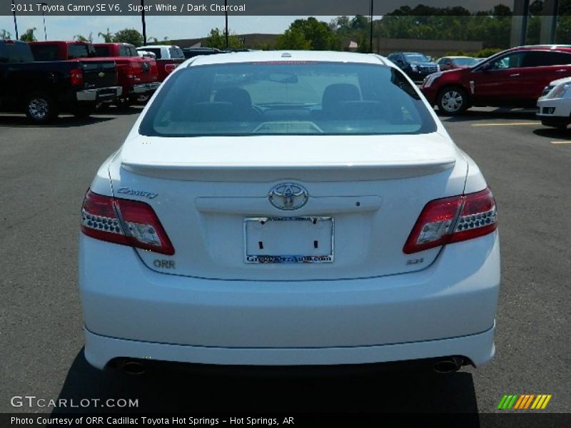 Super White / Dark Charcoal 2011 Toyota Camry SE V6