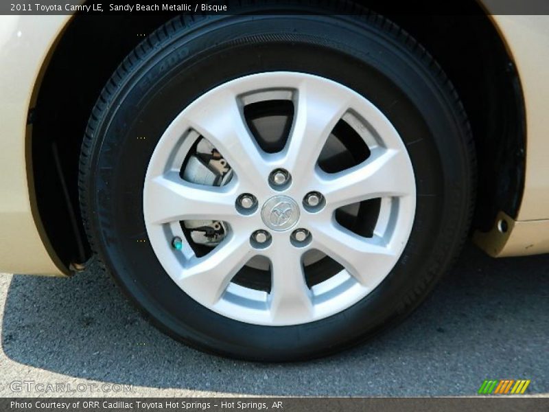 Sandy Beach Metallic / Bisque 2011 Toyota Camry LE