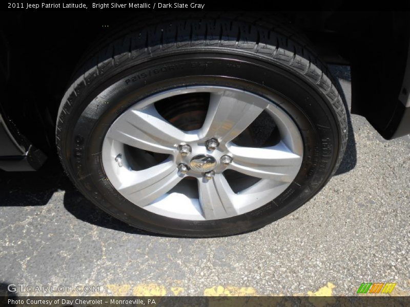 Bright Silver Metallic / Dark Slate Gray 2011 Jeep Patriot Latitude
