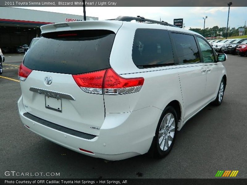 Blizzard White Pearl / Light Gray 2011 Toyota Sienna Limited