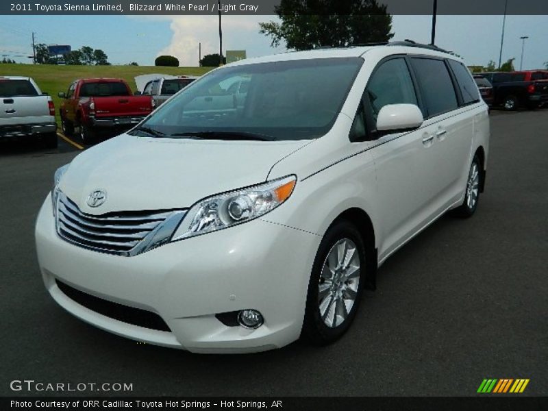 Blizzard White Pearl / Light Gray 2011 Toyota Sienna Limited