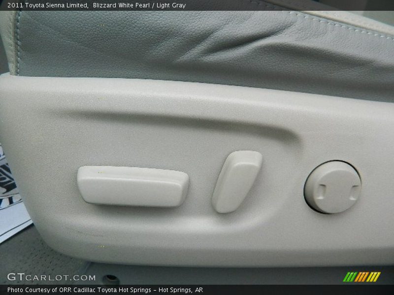 Blizzard White Pearl / Light Gray 2011 Toyota Sienna Limited