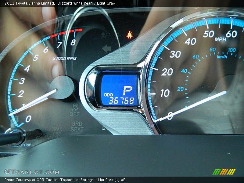 Blizzard White Pearl / Light Gray 2011 Toyota Sienna Limited