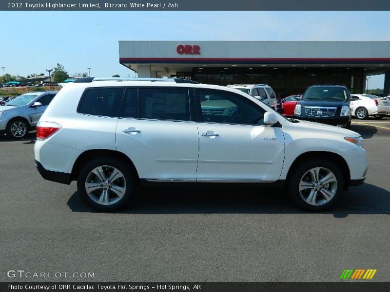 Blizzard White Pearl / Ash 2012 Toyota Highlander Limited