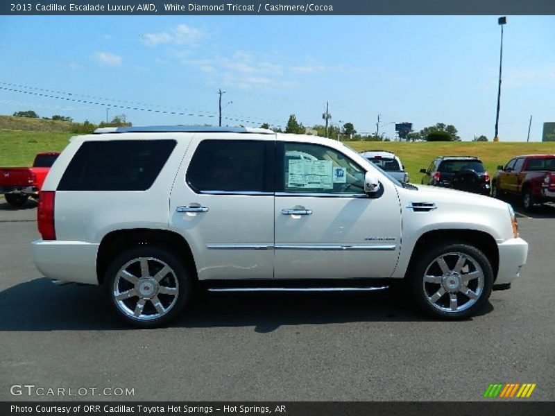  2013 Escalade Luxury AWD White Diamond Tricoat