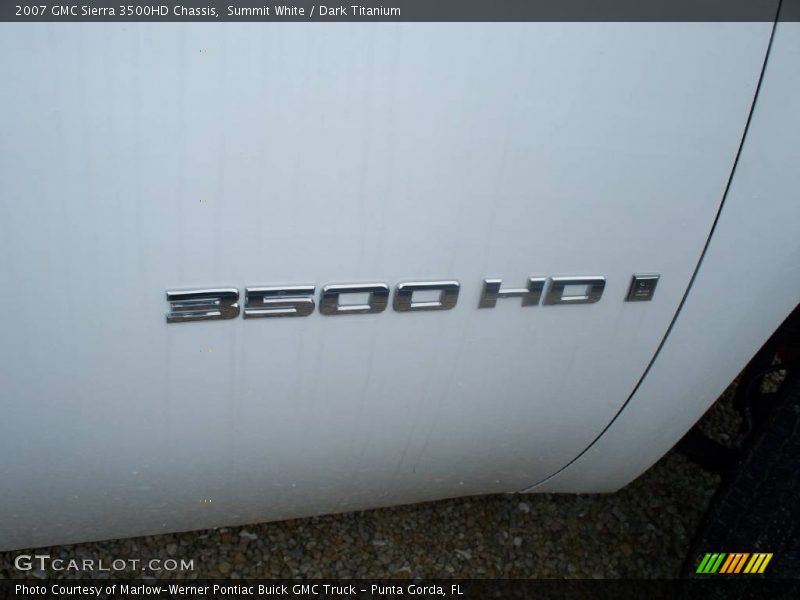 Summit White / Dark Titanium 2007 GMC Sierra 3500HD Chassis