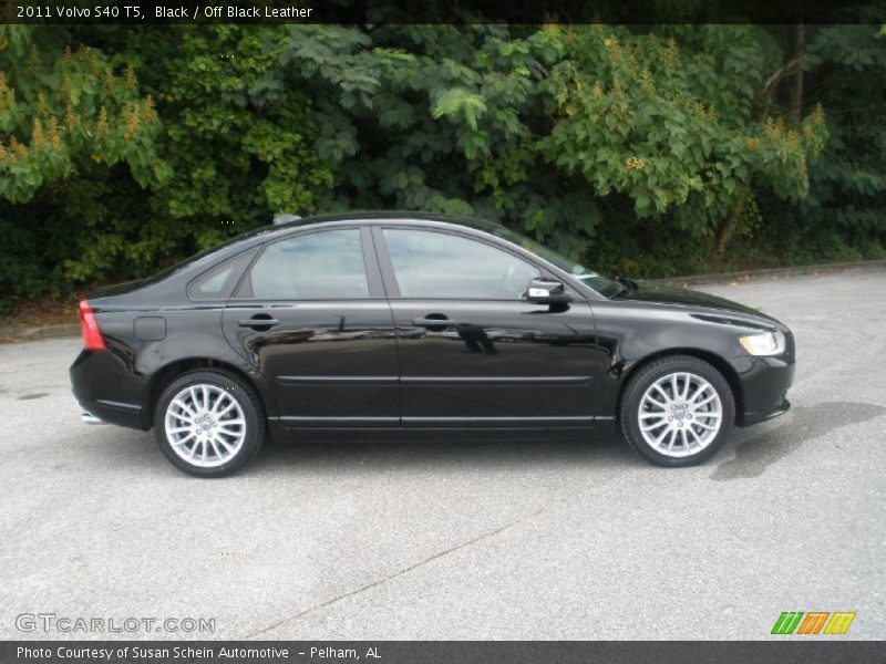 Black / Off Black Leather 2011 Volvo S40 T5