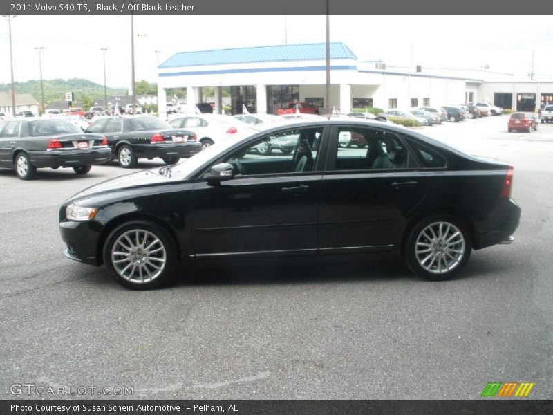 Black / Off Black Leather 2011 Volvo S40 T5
