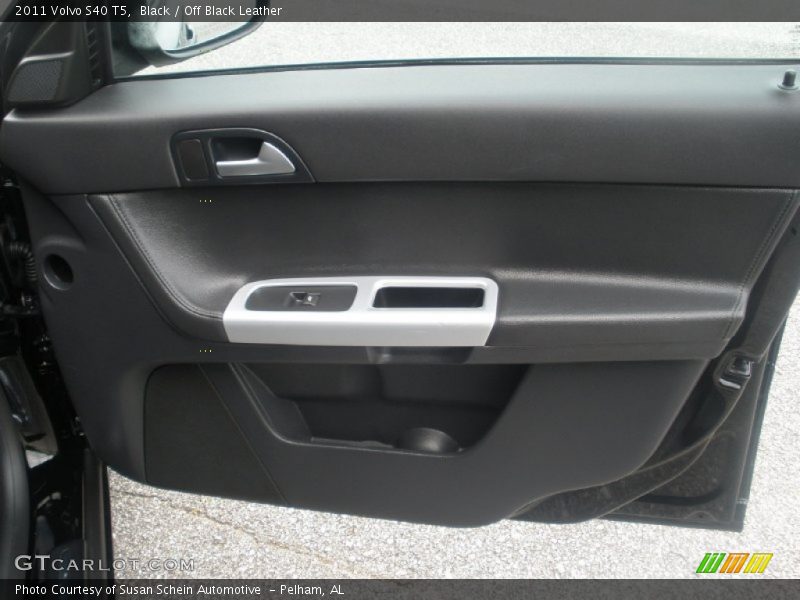 Black / Off Black Leather 2011 Volvo S40 T5