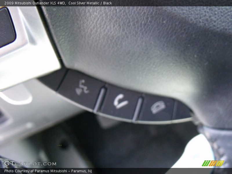 Cool Silver Metallic / Black 2009 Mitsubishi Outlander XLS 4WD