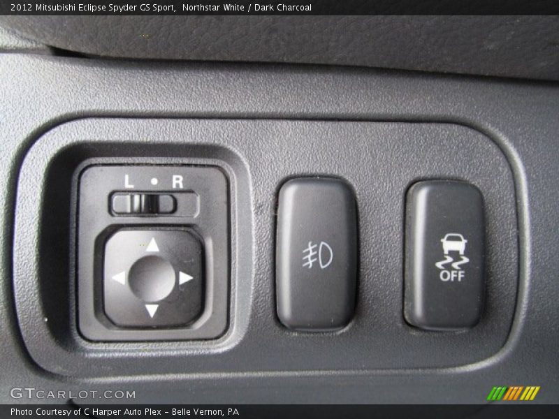Controls of 2012 Eclipse Spyder GS Sport