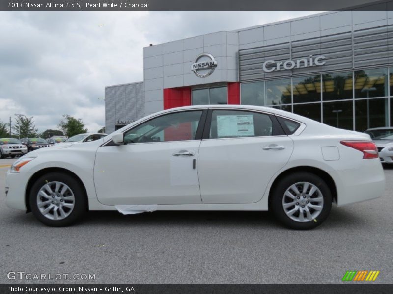 Pearl White / Charcoal 2013 Nissan Altima 2.5 S
