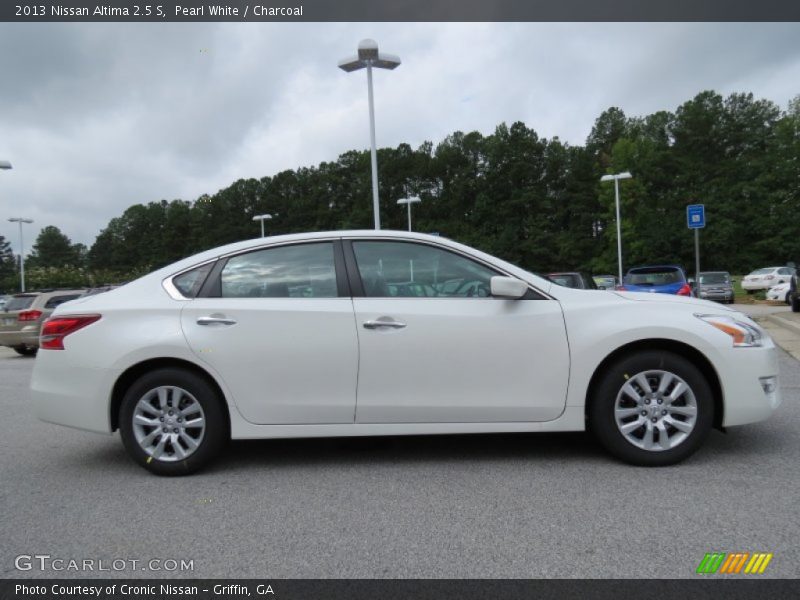 Pearl White / Charcoal 2013 Nissan Altima 2.5 S