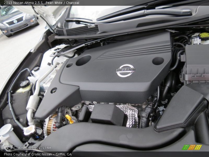 Pearl White / Charcoal 2013 Nissan Altima 2.5 S