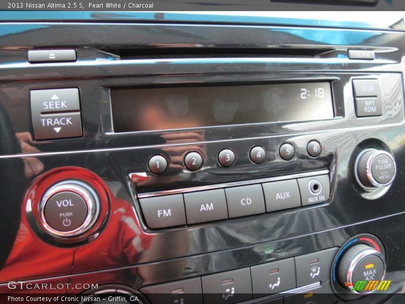 Pearl White / Charcoal 2013 Nissan Altima 2.5 S