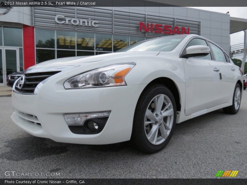 Pearl White / Charcoal 2013 Nissan Altima 2.5 SL