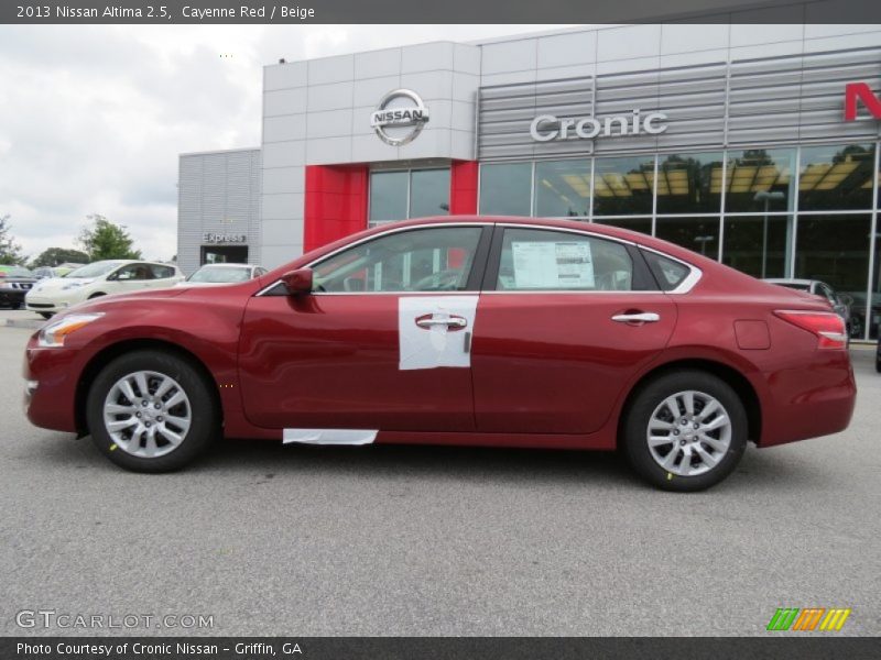 Cayenne Red / Beige 2013 Nissan Altima 2.5